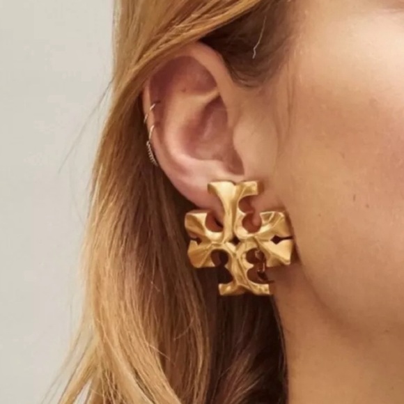 Tory Burch Authentic Bold Double T Golden Roxanne Large Clip On Stud Earrings - Picture 15 of 16
